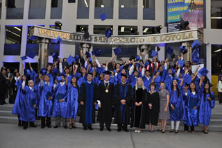 Graduating class for Peru program