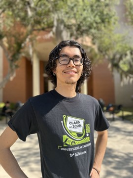 Alexis Lara-Ramirez headshot