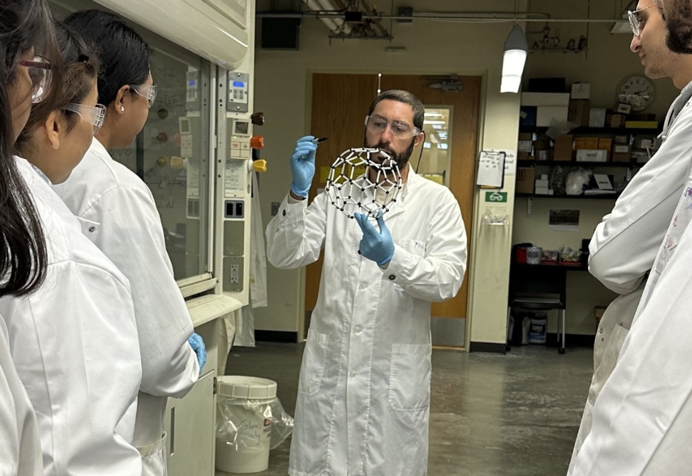 Dr. Ioannis Spanopoulos demonstrates a model to lab students