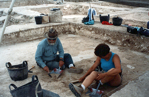 Jim Strange and a staff member excavating at Sepphoris in Israel, the site where he spent the bulk of his career. (Photo courtesy of Joanna Strange)