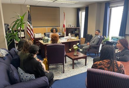 News - Medium Image - Right with Caption One Column Article, Image Width: 440 px, Height: 300 px* Two Column Article, Image Width: 320 px, Height: 213 px* * Recommended Height.   LIP students interacting with Florida Rep. Fentrice Driskell.