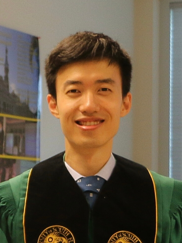 USF alumni Yijie Zhu. (Photo courtesy of Yijie Zhu)