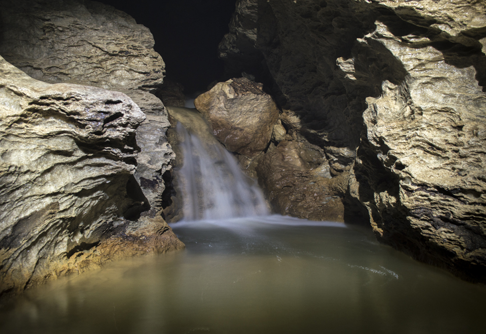 The Monte Conca cave system