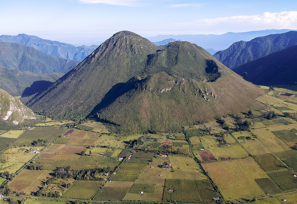 USF volcanology team develops new approach to understanding massive volcanic eruptions