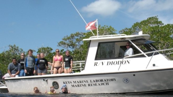 Keys Marine Laboratory, Marine Research Boat