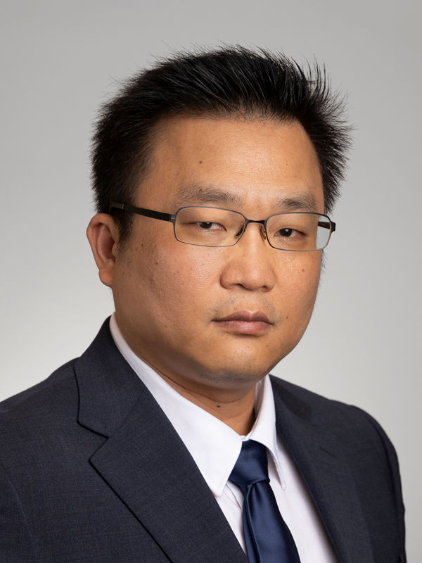 Jiwoong Kim