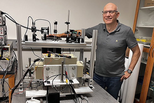 Darío Arena will use the Magneto-Optic Kerr effect (MOKE) spectroscopy in the USF Optical and Laser Spectroscopy Laboratory to study magnetic materials.