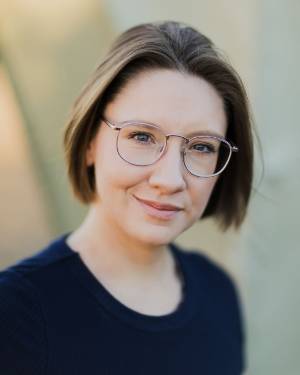 Nora Long