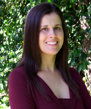 Elena Lesley Headshot