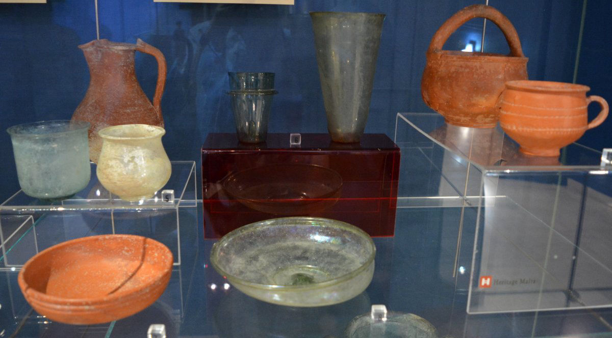 pottery from Domus Romana