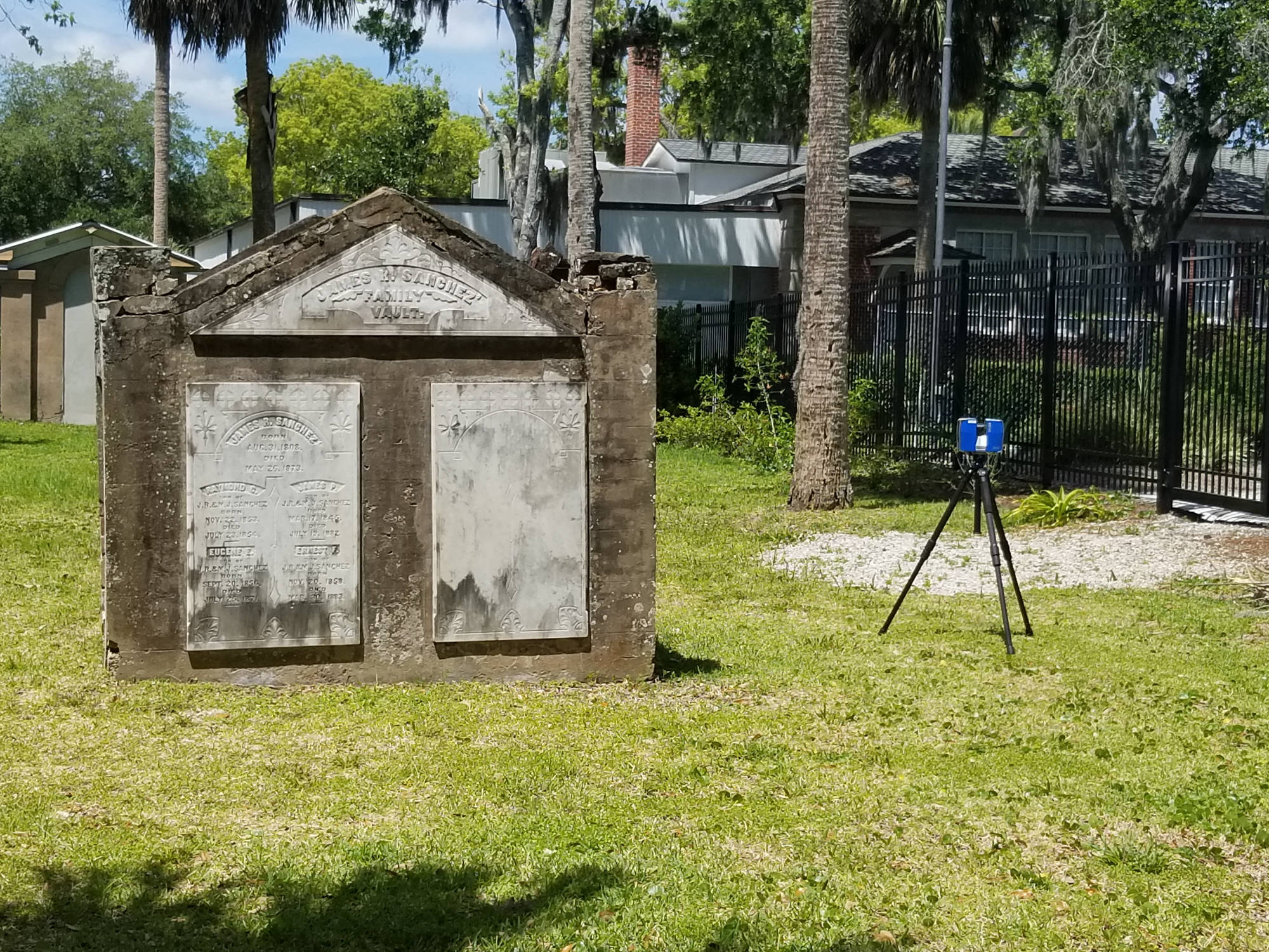 tomb in Tolomato cemetery