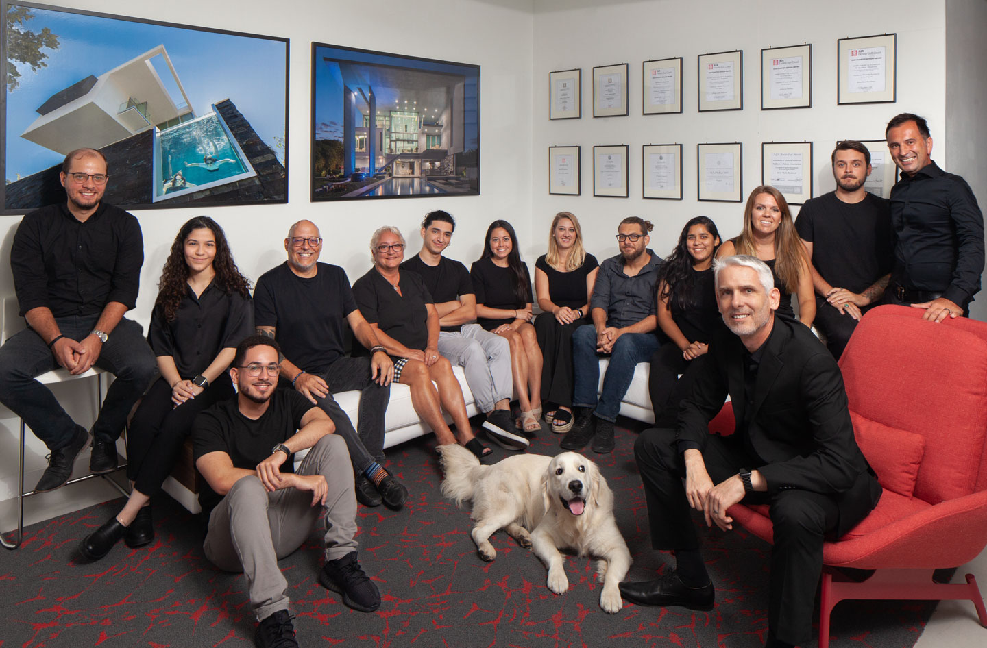 Halflants + Pichette in a group.