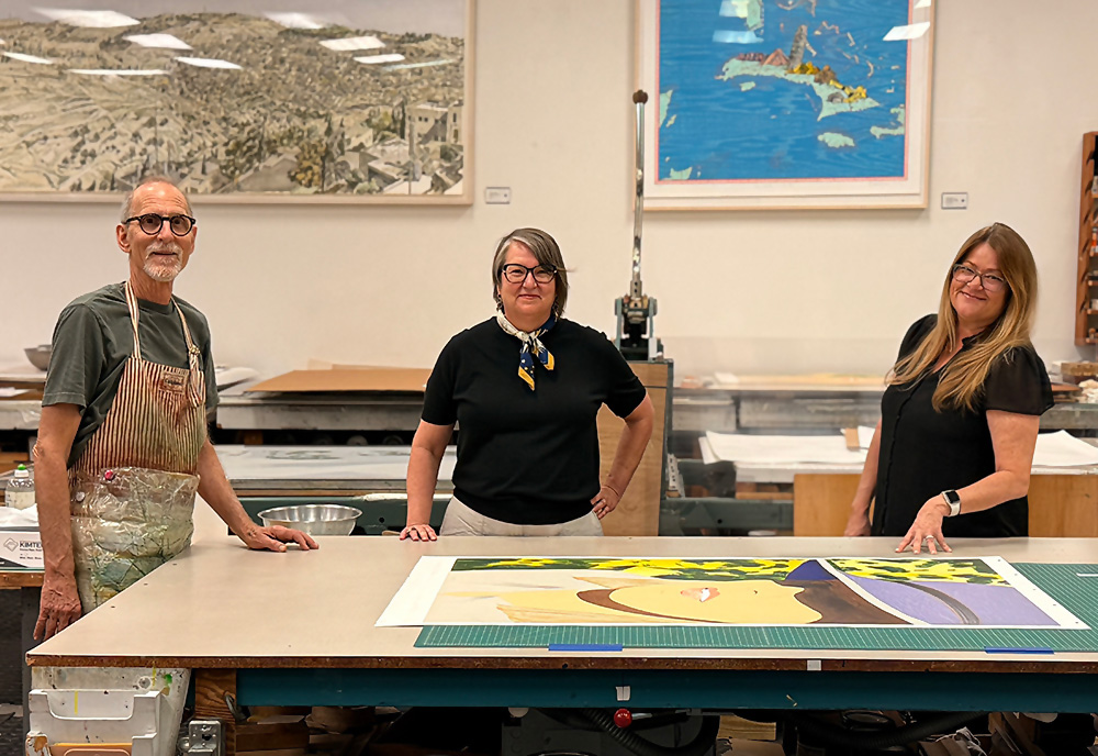 Tom Pruitt, Sarah Howard, and Kristin Soderqvist in Graphicstudio's etching area
