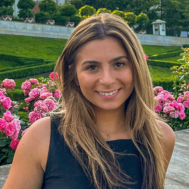 Mia Marasco headshot