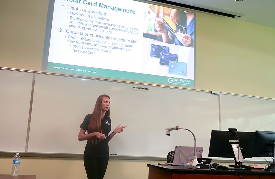 Student Coach teaching about credit