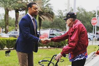 Vincent Jackson shaking hands with veteran