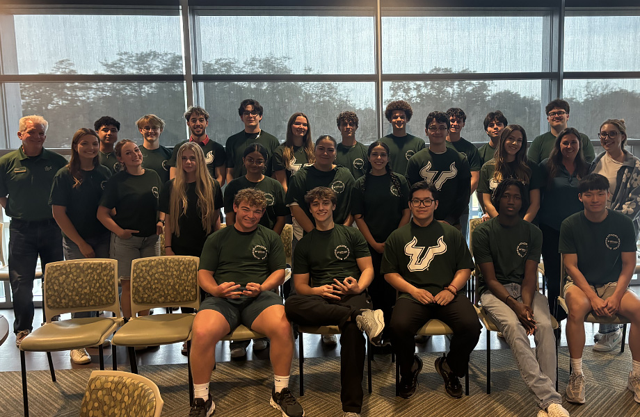 Group photo of students and faculty at 2026 Honors Retreat