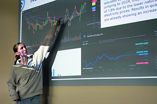 students present their stocks