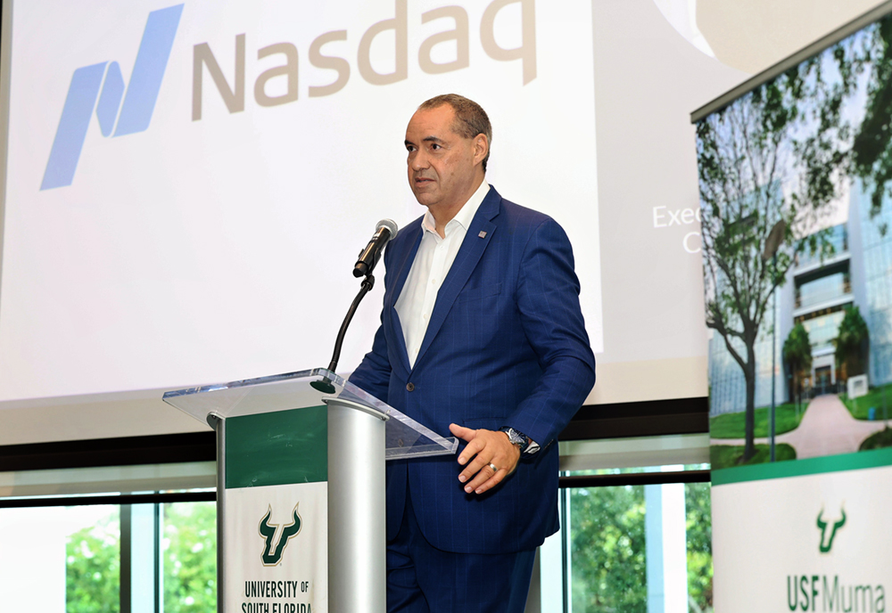Alex Sanchez speaks at the FinTech|X Accelerator welcome reception