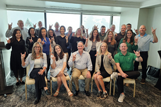 management faculty group picture