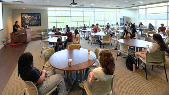Students watch a lecture at Bulls Startup Camp