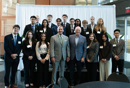 25 under 25 group picture with Bank of Tampa