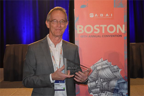 Raymond Miltenberger, PhD, BCBA-D receives the ABAI Student Committee's Outstanding Mentorship Award