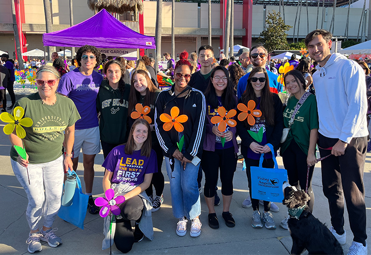 Group photo of the Student Association for Aging Studies at the 2022 Walk to End Alzheimer’s.