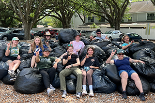 Alpha Phi Sigma at the Crisis Center of Tampa Bay