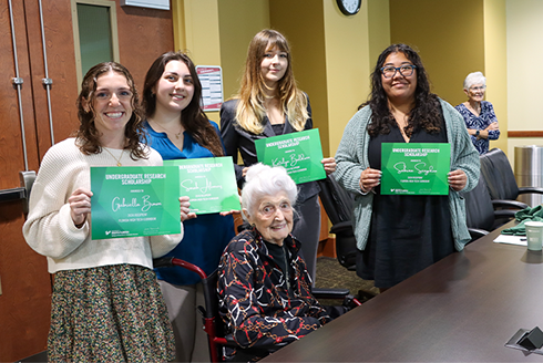 scholarship recipients and Ellen Nizzi