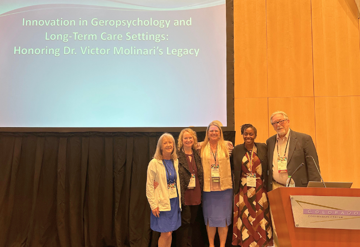 Cindy Mason, Lisa Lind, Debra Dobbs, Latrice Vinson and Bill Haley presenting at American Psychological Association annual meeting
