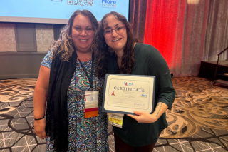 Karah Greene with conference attendee