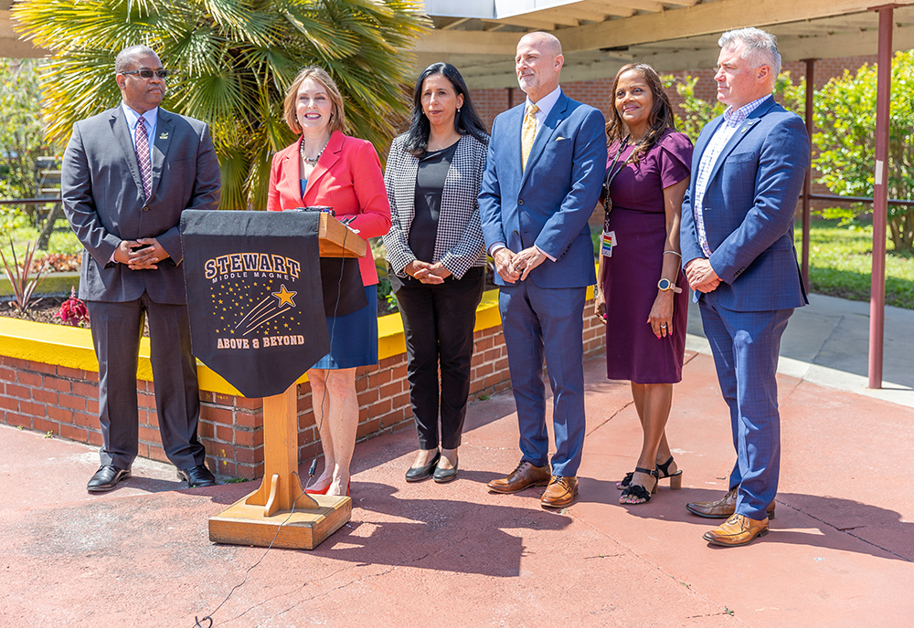 USF STEM Teacher Preparation Initiative press conference with U.S. Rep Kathy Castor