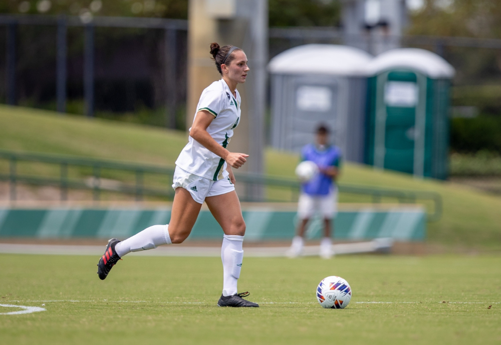 Vivianne Bessette playing for the USF Women's Soccer team.