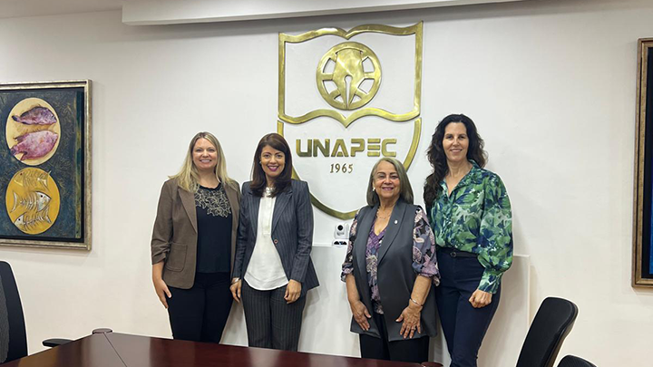 group photo with usf faculty and others