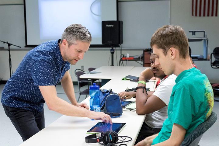 Clint Randles teaches iPad music class at VSA Florida Animation Camp 2018