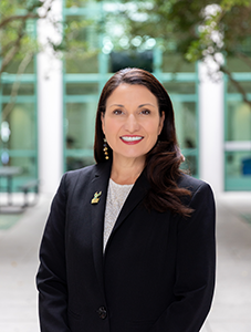 AnnMarie Gunn headshot