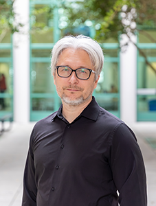 Csaba Osvath Headshot