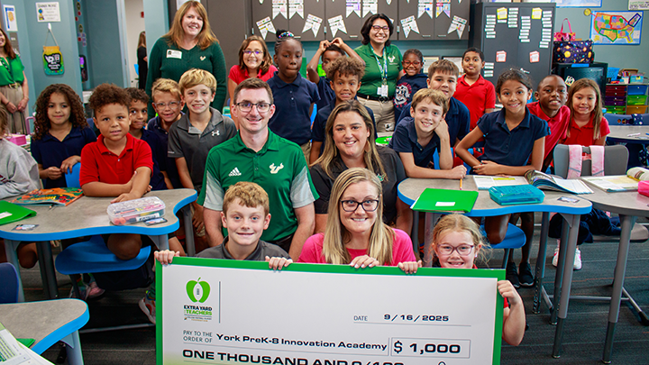 group photo at big day check presentation