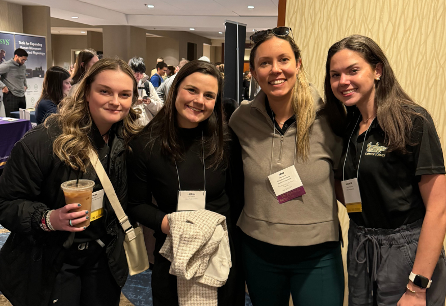 Paige Glossop and her quiz bowl team at the Southeastern ACSM conference