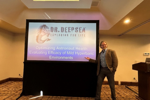 Dr. Joseph Dituri presenting “Optimizing Astronaut Health in Extraplanetary Space Travel: Evaluating the Efficacy of Mild Hyperbaric Environments.”
