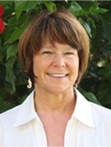 Lindsay Peterson headshot