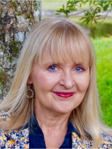 Tammy Allen headshot