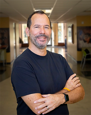 Stephen E. Saddow