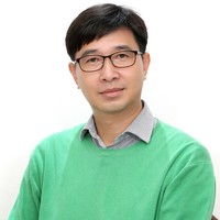 Jongseok Woo