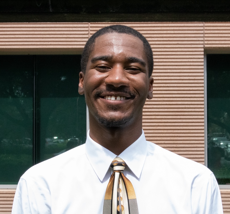 Symon Williams headshot