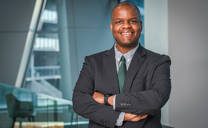 Dr. Christopher Jackson