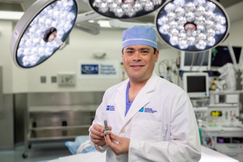 USF Health, Tampa General Hospital and Florida Orthopaedic Institute are first in Florida to perform total ankle replacement with new FDA-approved implant