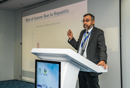 Kottilil presenting his research