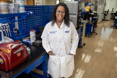 Dr. Caroline Simmons is working on new ways to fight the malaria parasite.